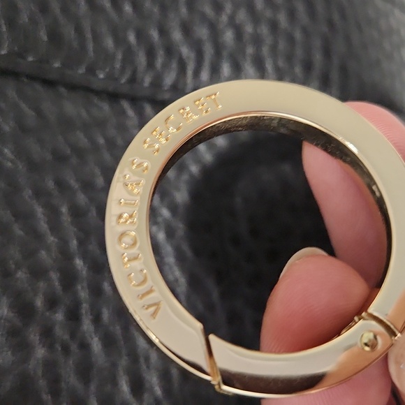 FREE With Purchase - Picture 6 of 7